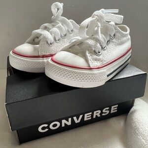 Infant converse size 3